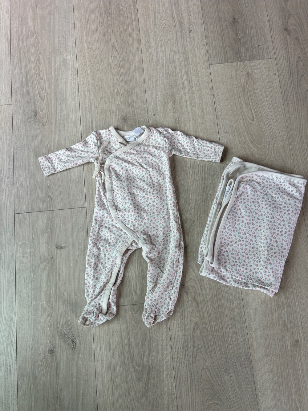 Jamie Kay Floral Pink Baby One-Piece Romper and blanket set